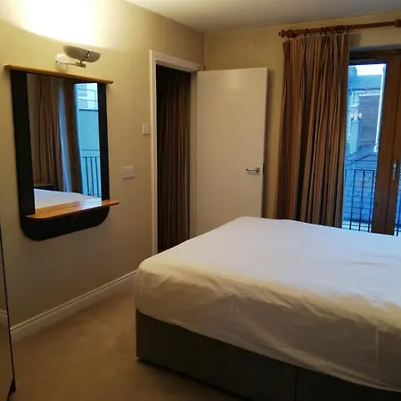 Molesworthcourt